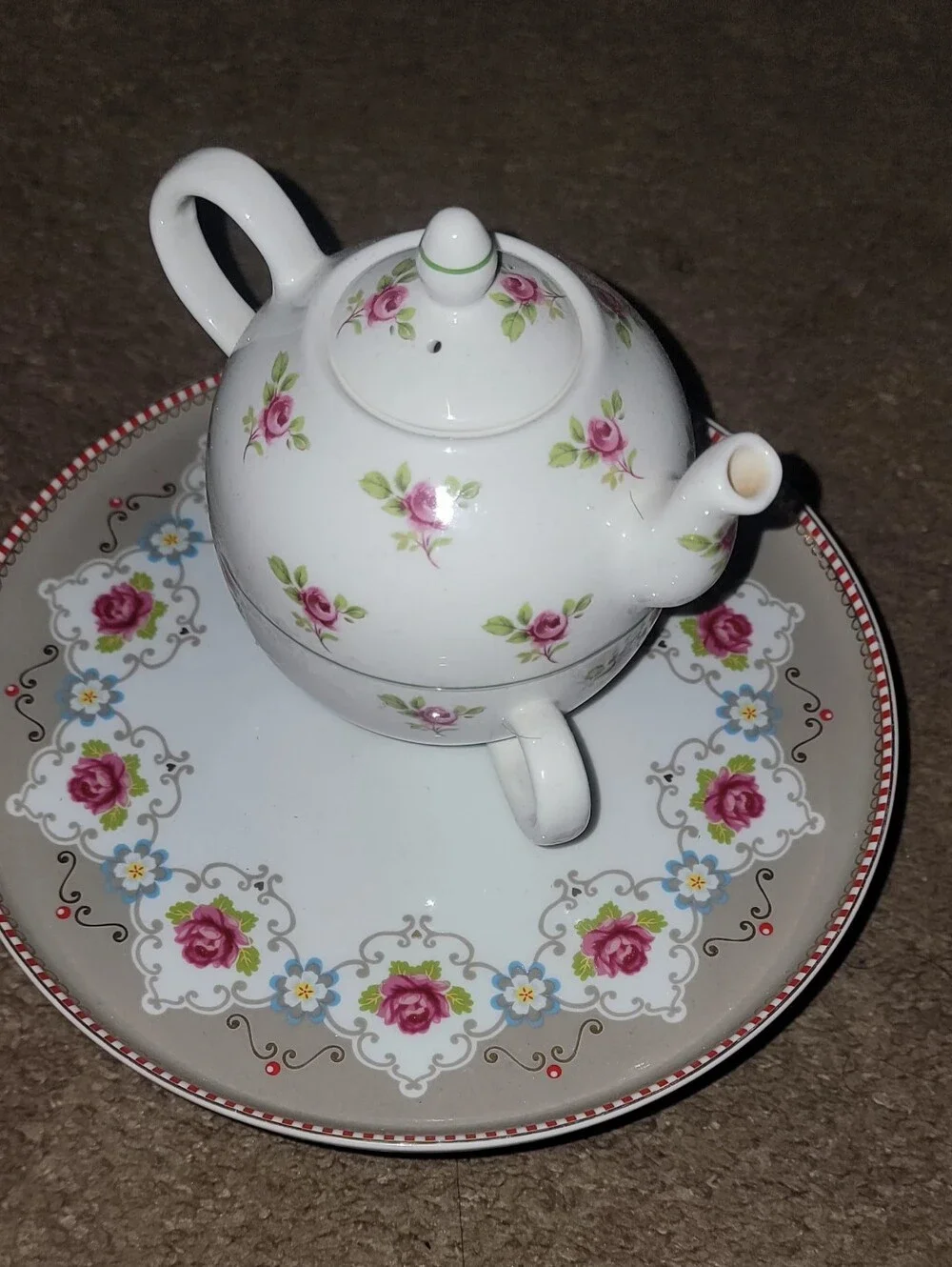 White Teapot and Cup Set with Pink Rose Pattern With CAKE STAND